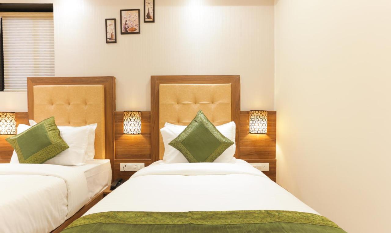 Hotel Amber Palace Mumbai Central Экстерьер фото