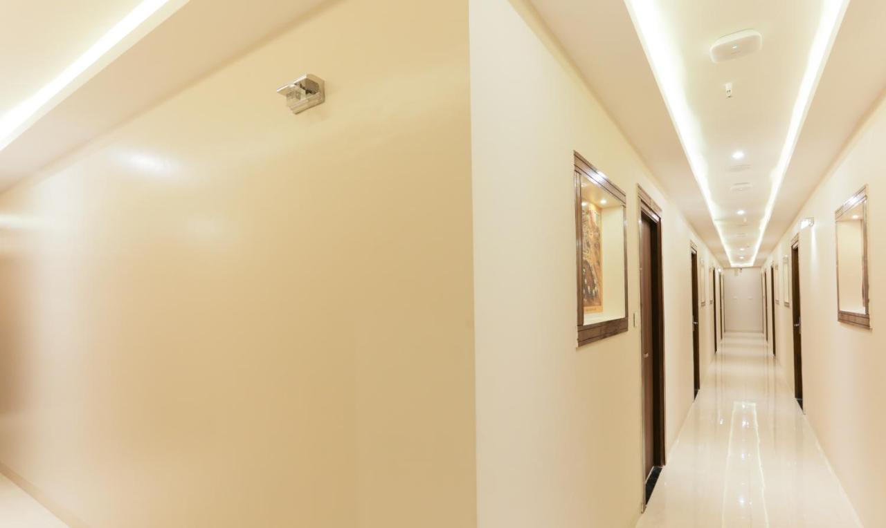 Hotel Amber Palace Mumbai Central Экстерьер фото